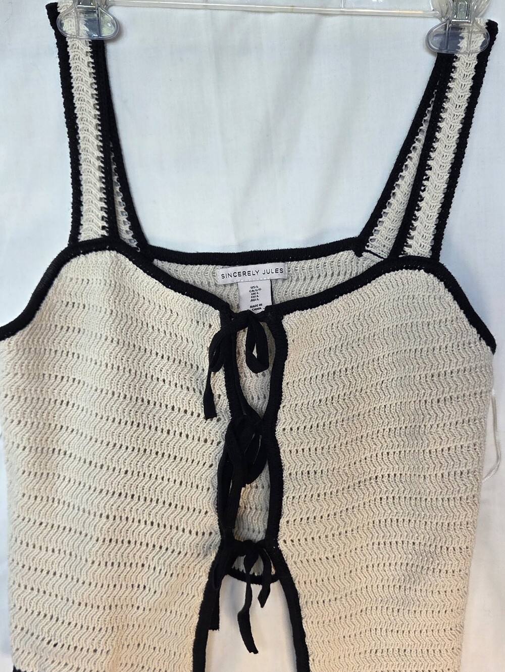 Sincerely Jules Cream Black Scalloped Crochet Trim Knit Tie Front Vest Sz L Boho
